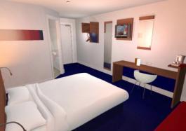 Travelodge Cardiff Central Queen Street Exterior photo
